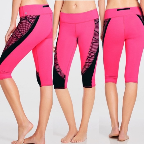 Fabletics Pants - Fabletics Navassa Crop Hot Pink Black Leggings